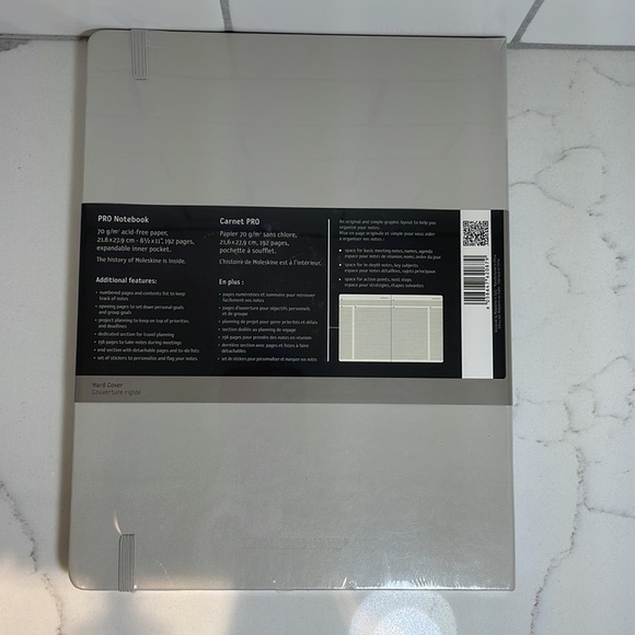 [moleskine] Pro Collection Pro Notebook 8.5” x 11” - Picture 2 of 2